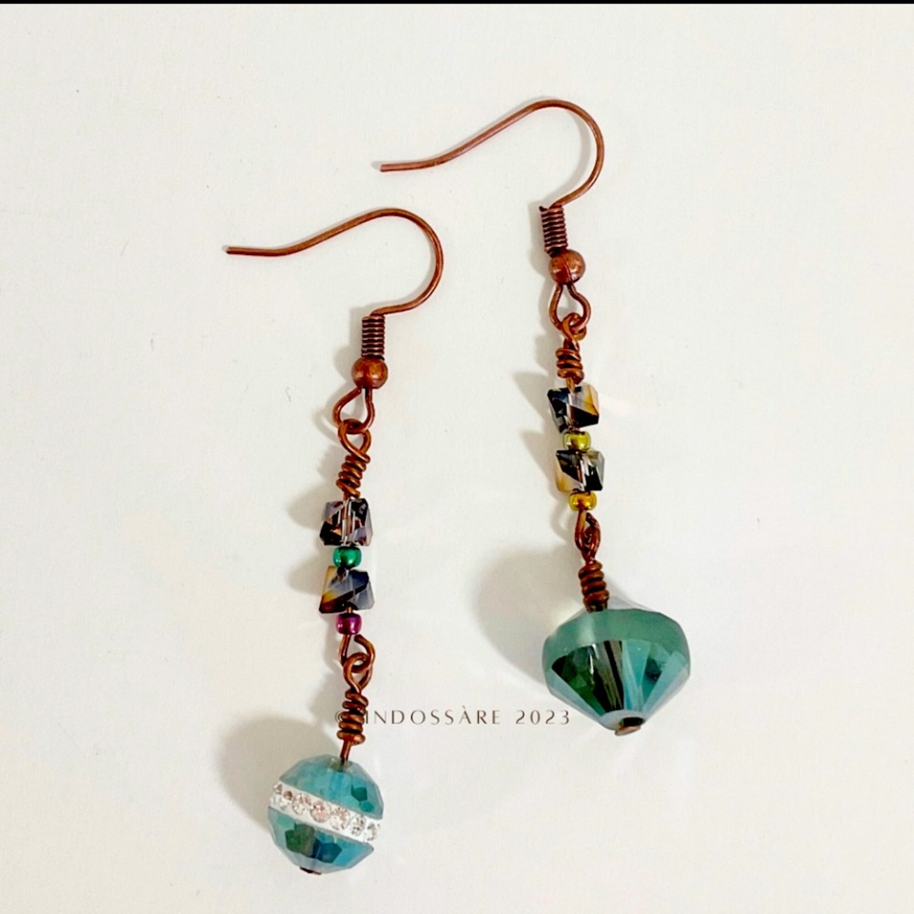 Mismatched Crystal Beaded Vintage Earring’s